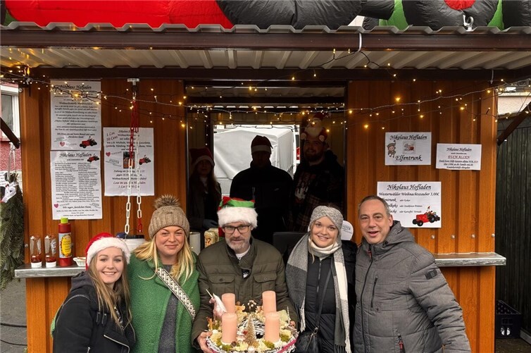 Der Weihnachtsmarkt sorgte für strahlende Gesichter. Fotos: LuWei-Media