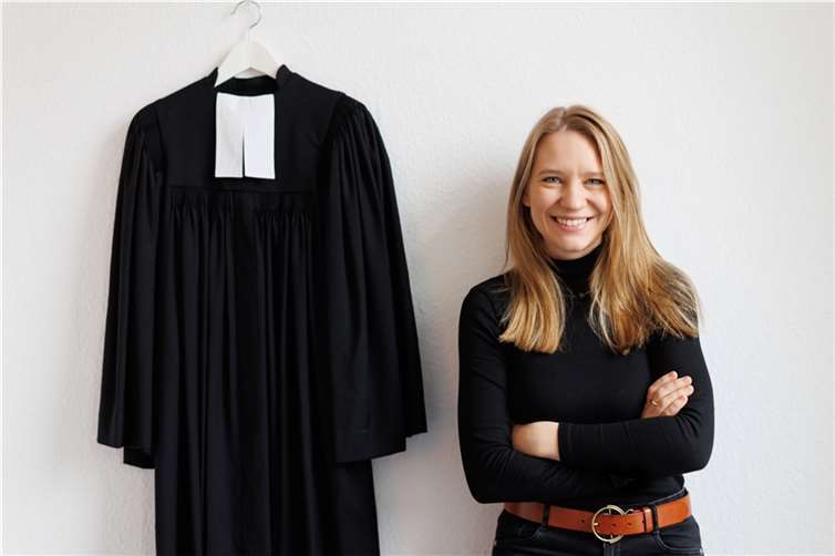 Der Westerwald hat eine neue Pfarrerin: Ricarda Bosse.  Foto: Peter Bongard