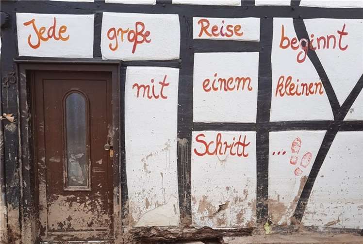 Der Wiederaufbau im Ahrtal ist noch lange nicht abgeschlossen.  Foto: ROB