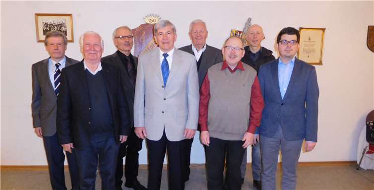 Der aktuelle MGV-Vorstand, hier fehlt das Mitglied K.H. Praher.privat