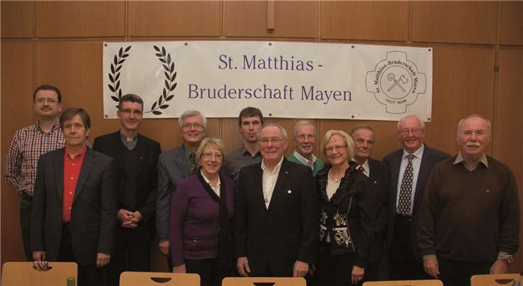 Der aktuelle Vorstand der SMB: (v.l.) Markus Grewe, Wolfgang Theisen, Pastor Matthias Veit, Dieter Press, Bruni Press, Lukas Schröder, Brudermeister Heinz Schäfer, Rainer Hauck, Ruth Bauchmüller, Willi Überhofen, Horst Nöthen und Hubert Jansen.G. Dietrich