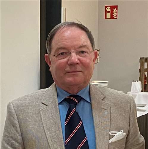 Der alte und auch neue Vorsitzende Fregattenkapitän a.D. Wolfgang Windolph aus Meckenheim.  Foto: Hans-J. Unger