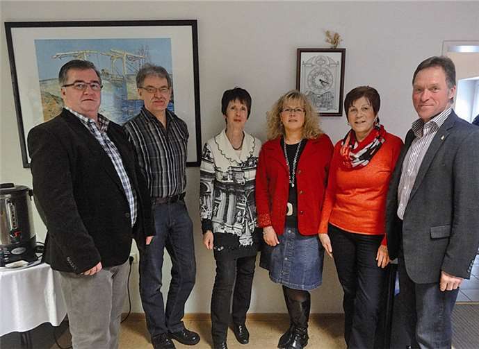 Der alte und der neue Vorstand, v. l.: Wolfgang Nix, Kurt Engel, Doris Brohl, Ulla Engel, Silvia Schumacher, Alfons Schumacher. privat