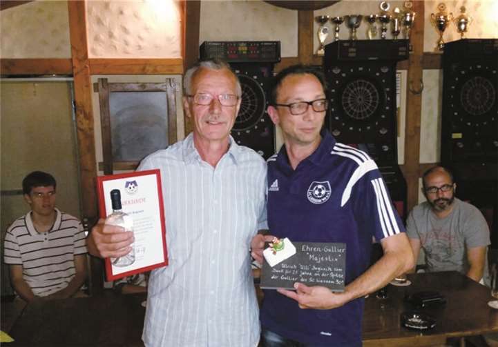 Der alte und neue Vereinsvorsitzende: Ulrich Bogusch (l.) und Thomas Falkensteiner (r.).