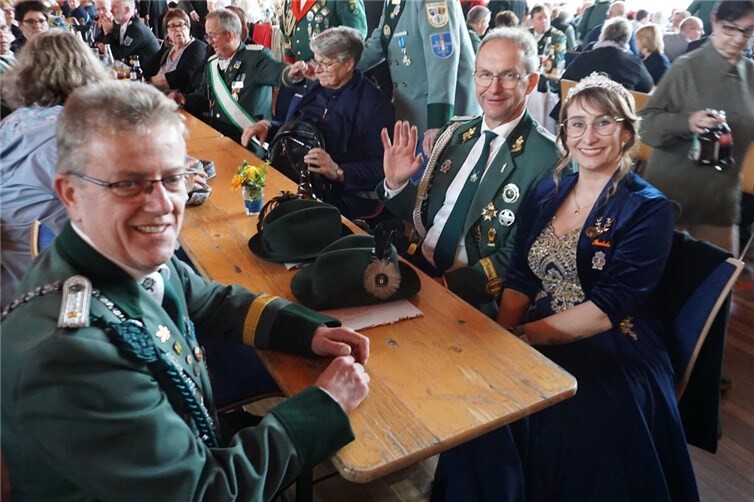 Die  St. Hubertus Schützenbruderschaft Weißenthurm feiert mit europäischer Gemeinschaft