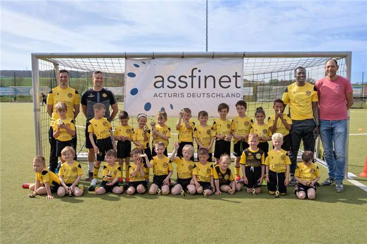 Der assfinet GmbH Frühlings Cup war ein voller Erfolg und hat gezeigt, wie viel Freude und Begeisterung der Fußball bei den Kleinsten wecken kann. Foto: Davis Echternach