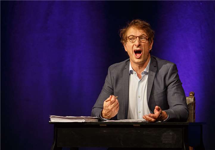 Der bekannte Humor-Entertainer Ingolf Lück präsentierte in Cochem sein Programm „Sehr erfreut!“Foto: TE