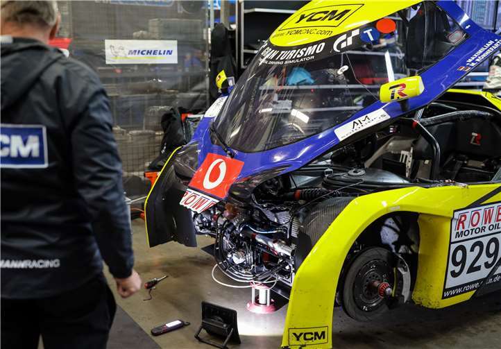 Der beschädigte KTM X-Bow.Fotos: Teichmann Racing