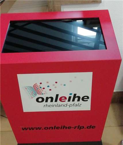 Der eCircle ist ein frei stehendes Pult, auf dem die Onleihe-Angebote (ohne eLearning) komfortabel mit Fingerwisch bedient werden kann.privat