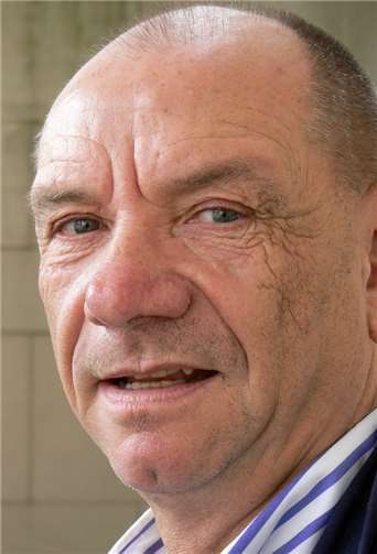 Der ehemalige Bundestagsabgeordnete Hans Wallow wird 80 Jahre alt.Fotos: AW-Wiki