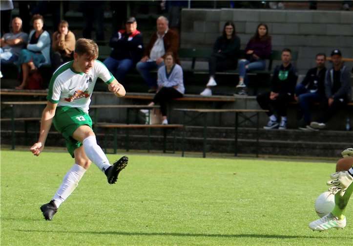 Der eingewechselte Nicolas Kather erzielte in der Nachspielzeit den Siegtreffer für den SV Oberzissen.Foto: privat