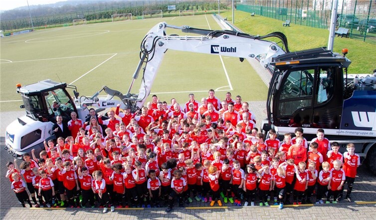 Der erfolgreiche Media Day setzte ein sichtbares Zeichen für einen starken Neustart der Fußballjugend und für ein noch engeres Miteinander im Verein.