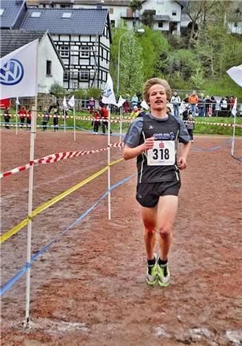 Der erst 17-jährige Marvin Zyciora bewies beim Jedermannlauf erneut seine Klasse und siegte Überlegen.