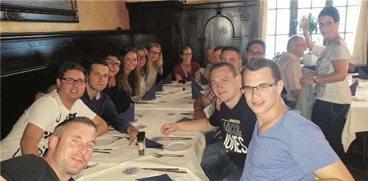 Der erste Abend konnte mit einem zünftigen bayrischen Buffet ausklingen.