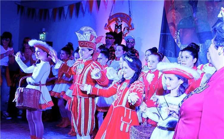 Der erste Auftritt der neuen Kindertollitäten. Fotos: privat