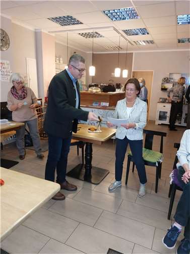 Der erste Beigeordnete betonte in seiner Rede die Bedeutung des Ehrenamts und das herausragende Engagement der vielen ehrenamtlich Tätigen im „Café sofa“.