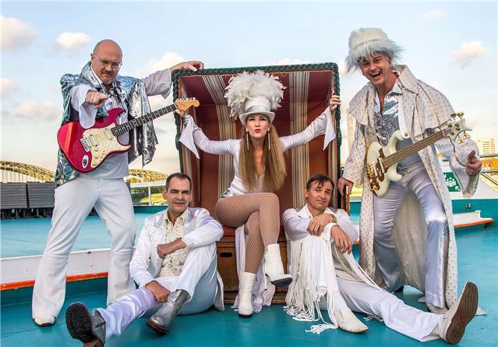 Der erste Kultur-Ausflug 2018 der röhrig-forum Kulturbühne führt zu einem ganz besonderen Konzert-Highlight mit „Fred Kellner“ und seiner großen Soul-Band. Pressiana Petia