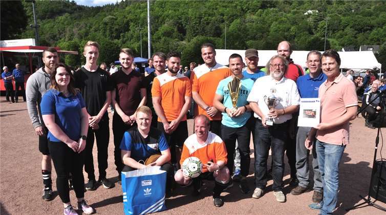 Der erste Platz beim Fußball ging an L VGL Saarland.