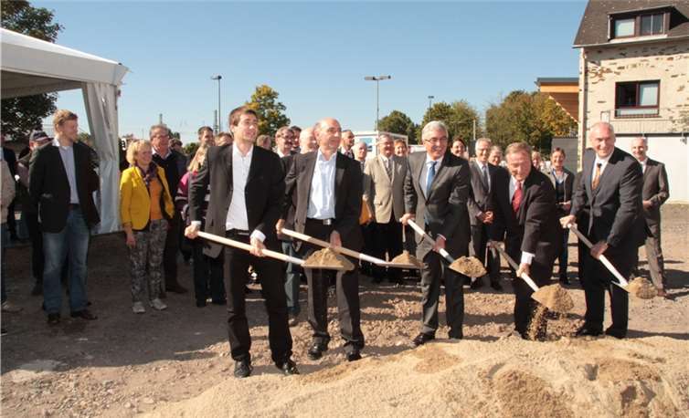 Der erste Spatenstich fand statt. AND