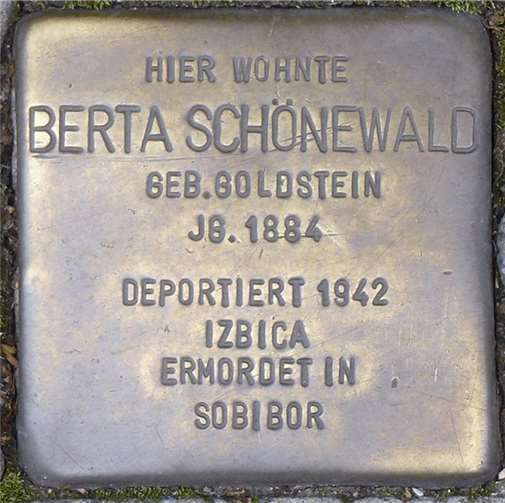 Der erste Stolperstein in Koblenz wurde am 27. Januar 2007 in der Bahnhofstraße 23 verlegt, dem letzten Wohnort von Berta Schönewald.wikipedia/Kelisi