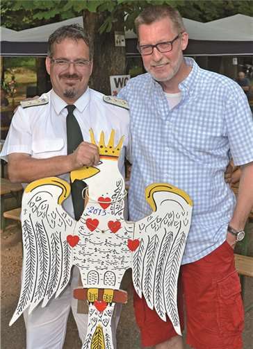 Der erste Vorsitzende Thomas Reck mit dem ersten Bürgerkönig Dietmar Weidenfeller.