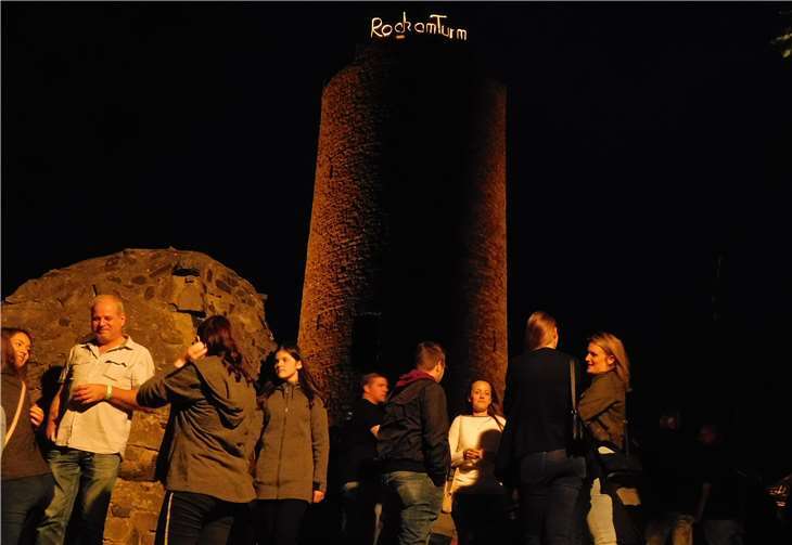 Der fantastisch beleuchtete„Schmanddippen“ war der Mittelpunkt des Festivals.