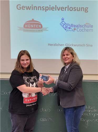 Der feinste Gaumen innerhalb der Schülerschaft, welcher vegane und fleischhaltige Produkten unterscheiden konnte, zeigte sich Stolz bei der Preisverleihung. Foto: privat