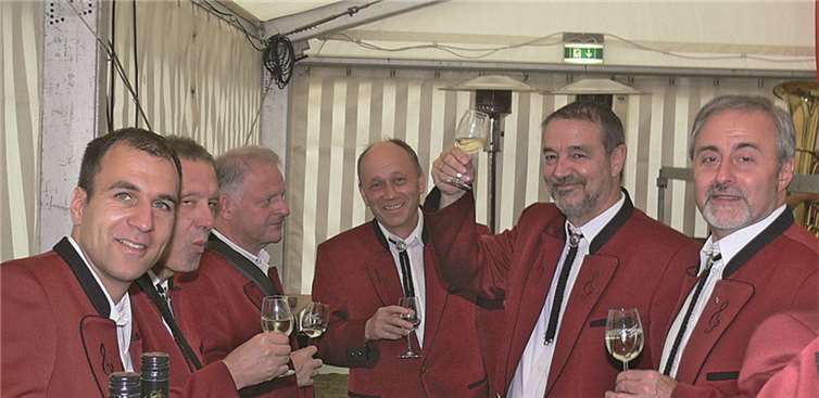 Der fruchtige Klottener Rebensaft mundete allen Weinfreunden vorzüglich.