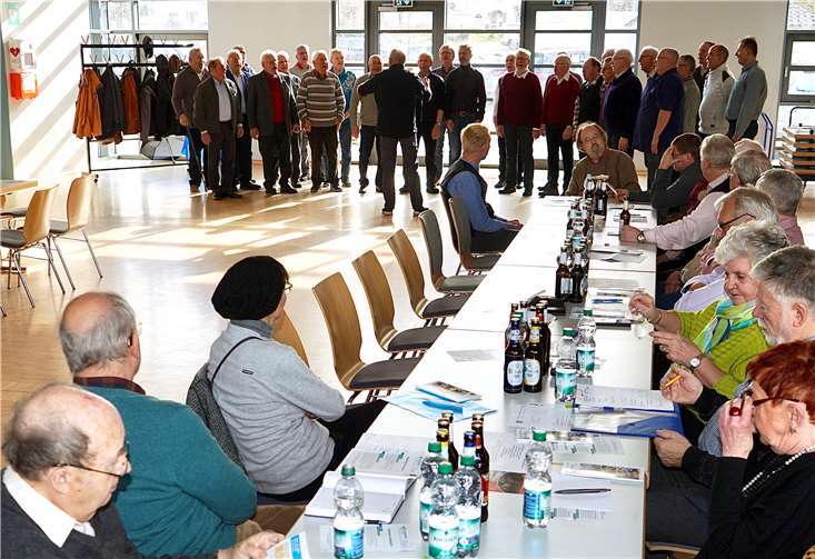 Der gastgebende Verein MGV Bölingen intonierte ein Begrüßungsständchen.