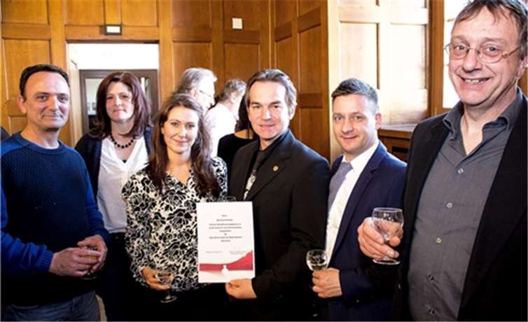 Der gesamte Vorstand und Freunde begleiteten Bernie Willems zu seinem Ehrenabend.Joachim Sarrach