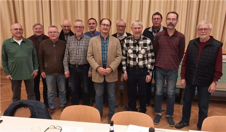 Der gesamte wiedergewählte Vorstand des Männerchor Frohsinn. Foto: Männerchor Frohsinn