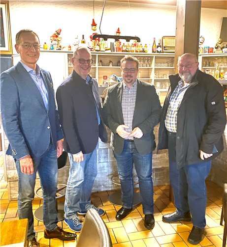 Der geschäftsführende Vorstand des Kur- und Verkehrsvereins Lahnstein e.V. (von rechts): zweiter Vorsitzender Klaus Wagner, Geschäftsführer Sebastian Seifert, Schatzmeister Markus Hebgen und Vorsitzender Günter Groß.  Foto: KVL