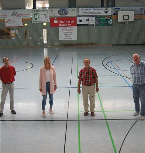Der geschäftsführende Vorstand des TV Bassenheim: v.li. Bernd Bartz (Geschäftsführer), Astrid Israel (Stellvertretende Vorsitzende), Josef Bartz (Vorsitzender), Hans-Peter Braun (Schatzmeister).Foto: privat