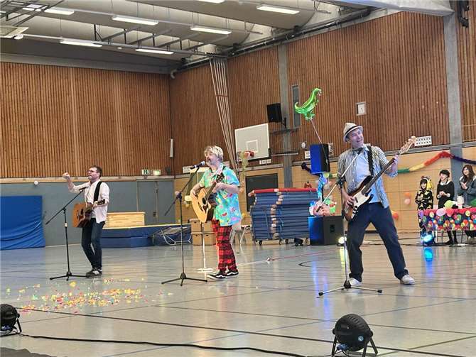 Der grandiose Auftritt der Lehrerband sorgte für Begeisterung. Foto: privat