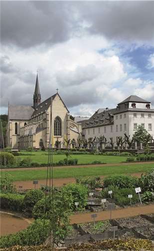 Der große Kräutergarten der Abtei Marienstatt. privat