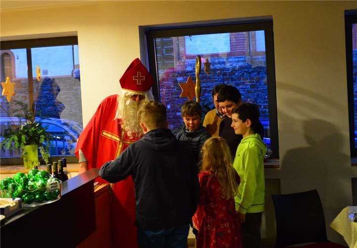 Der heilige Mann fand auch bei neuem Austragungsort seinen Weg zu den Schützenbrüdern und -schwestern. Foto: privat