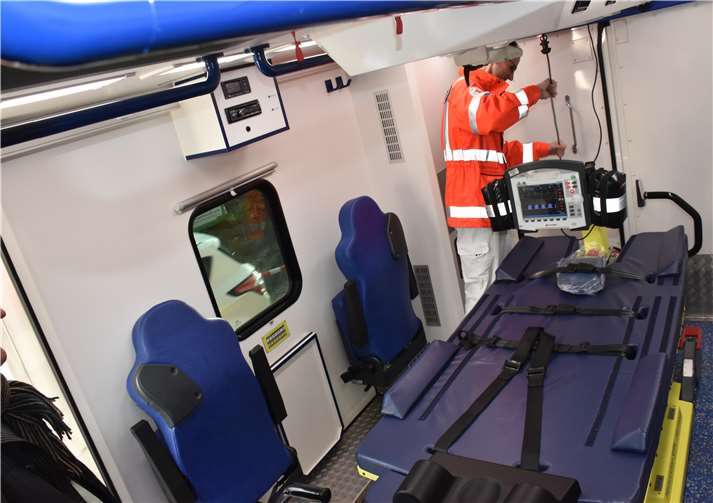 Der in Pfaffendorf stationierteITW ist quasi ein mobiles Intensivzimmer.