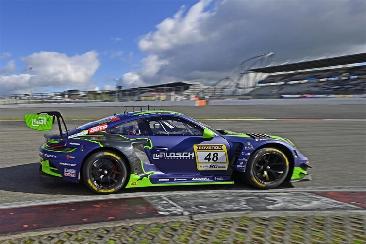 Der in der SP9 Pro-Am siegreiche Black-Falken-Porsche.