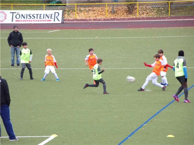Der jüngere Jahrgang der E-Jugend spielte am Samstag in der Früh gegen die JSG Remagen im heimischen Stadion.Foto: privat
