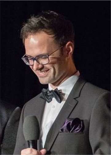 Der klassische Tenor Nico Heinrich.