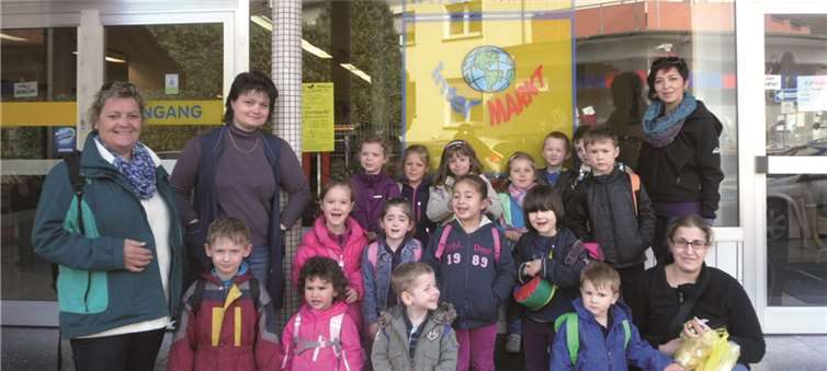 Der kleine „Einkaufsbummel“ machte den Kindern viel Spaß.  privat
