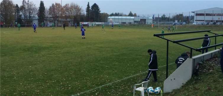 Der kleine rutschige Platz verlangte den Akteuren alles ab.LS