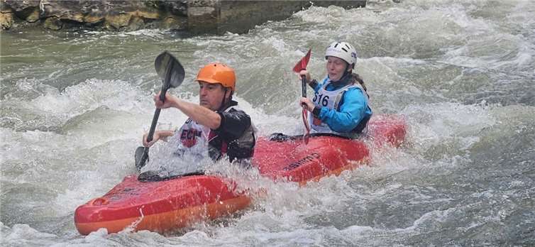 Der künstliche Wildwasserkanal wird vom Rhein gespeist und dient dem KC Nette traditionell als Trainingsort für den Einstieg ins Wildwasserpaddeln. Foto: privat