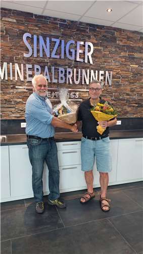 Der langjährige Mitarbeiter Alfred Kriechel (r.) hat zum 1.7.24 das Unternehmen verlassen.  Foto: privat