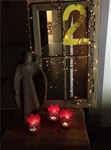 Der liebevoll dekorierte Eingangsbereich des Pfarrheims.privat