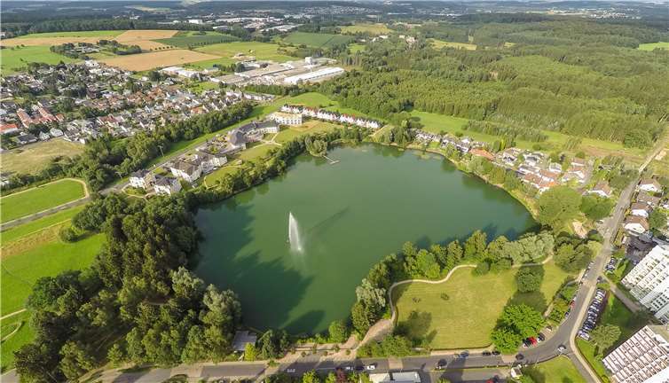 Der malerische Erlenhofsee aus Vogelperspektive  Foto: privat