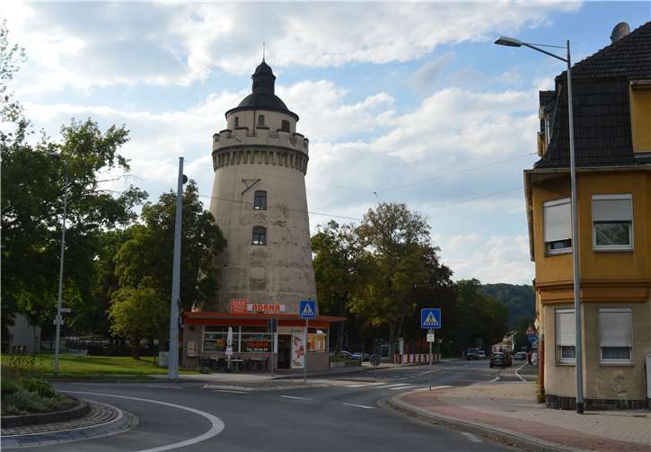 Der markante „Wasserturm“ an der Ecke Breitestraße/St.-Thomaser-Hohl. Fotos: privat