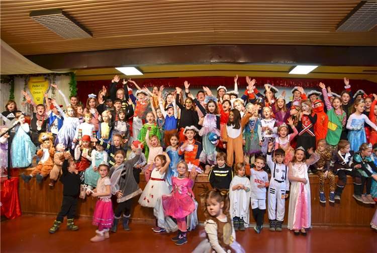 Der närrische Nachwuchs freut sich auf die Kinderparty.Foto: privat