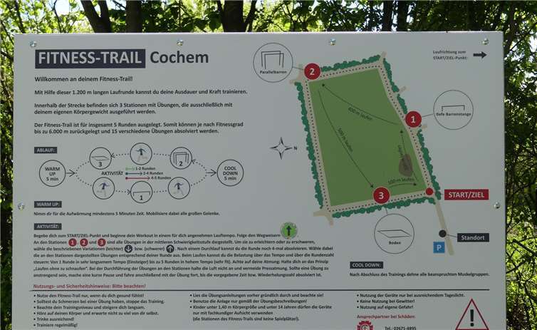 Wald-Fitness-Trail wirbt für gesunde Bewegung Der neu eingerichtete Parcours ist an dessen Zugang auf einer Hinweistafel detailliert beschrieben.