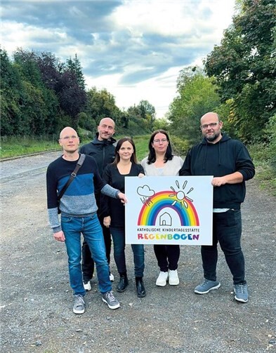 Der neu gewählte Förderverein des Kindergartens Regenbogen e.v. in Burgbrohl stellt sich vor.  Foto: privat